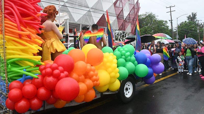 desfile-Pride-2025